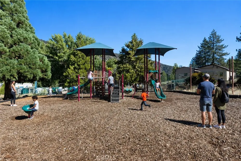 16421 Grizzly Drive Pine Mountain Club, CA 93222