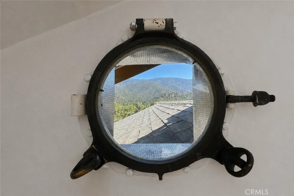 16421 Grizzly Drive Pine Mountain Club, CA 93222