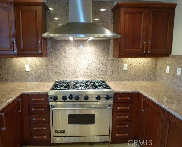 1828 Glendon Avenue Los Angeles, CA 90025