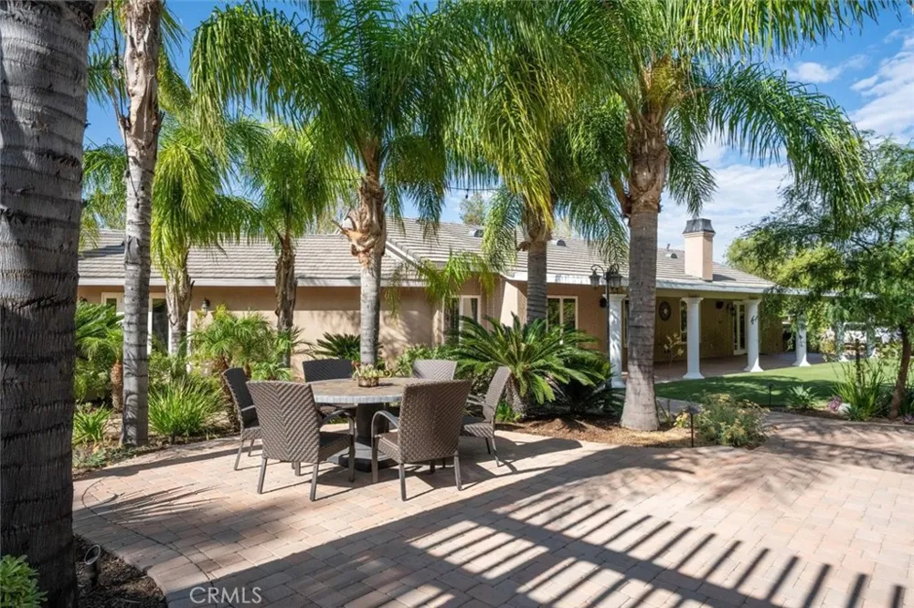 26631 Loop Avenue Canyon Country, CA 91387