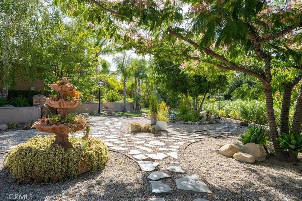 26631 Loop Avenue Canyon Country, CA 91387