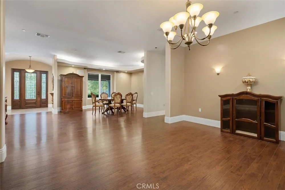 26631 Loop Avenue Canyon Country, CA 91387
