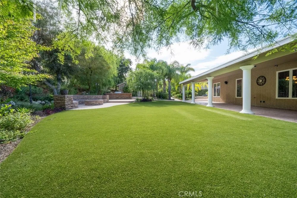 26631 Loop Avenue Canyon Country, CA 91387