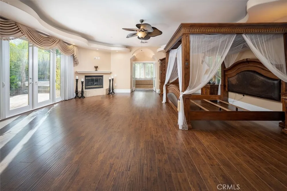 26631 Loop Avenue Canyon Country, CA 91387