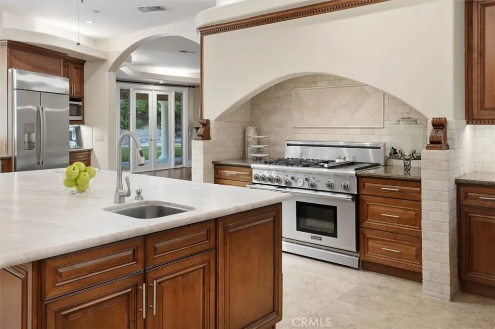 26631 Loop Avenue Canyon Country, CA 91387
