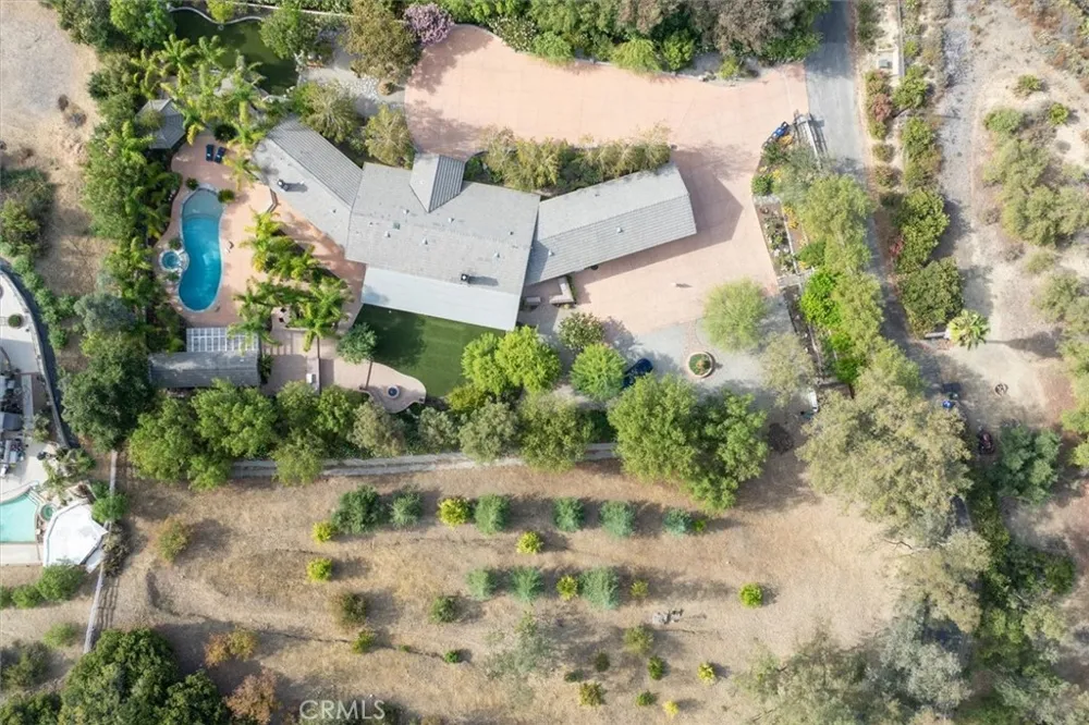 26631 Loop Avenue Canyon Country, CA 91387
