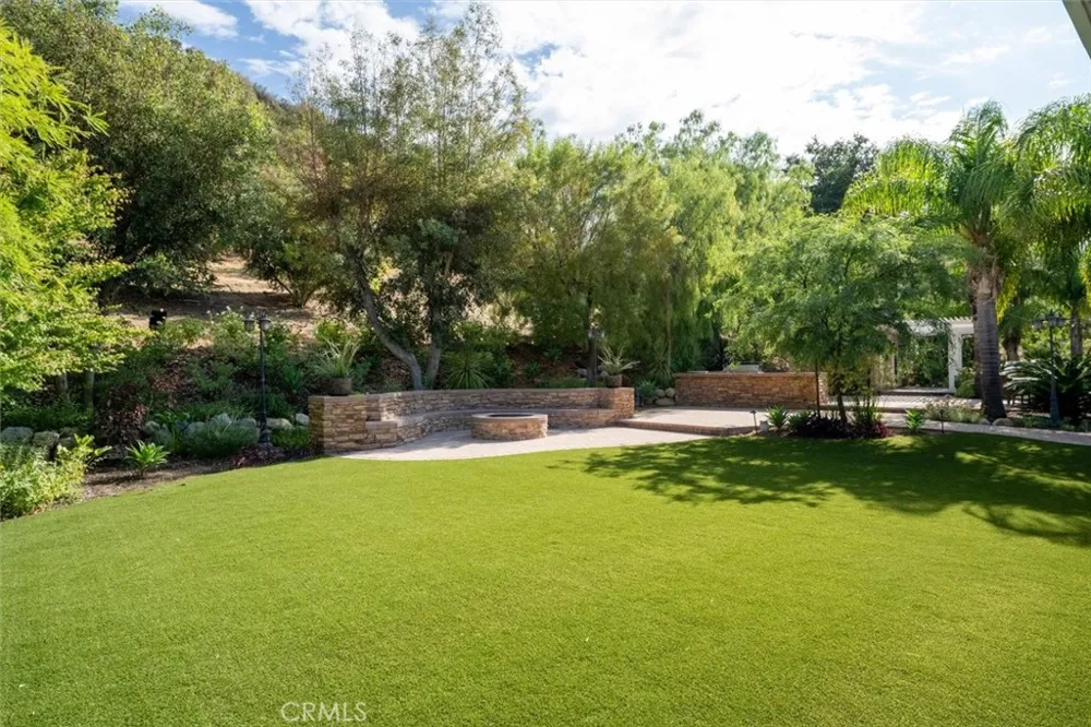 26631 Loop Avenue Canyon Country, CA 91387