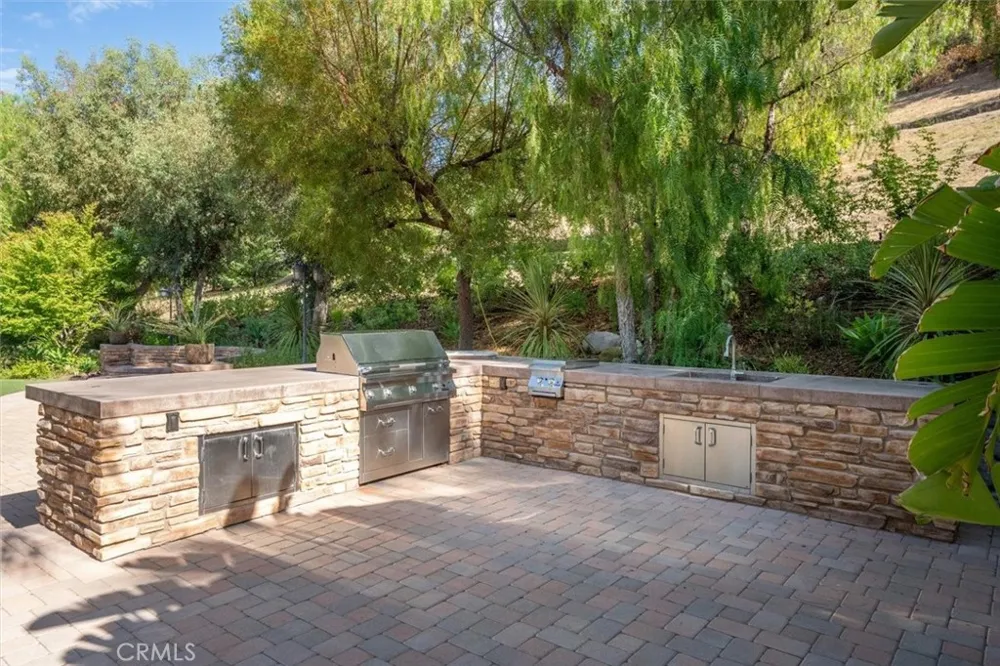 26631 Loop Avenue Canyon Country, CA 91387