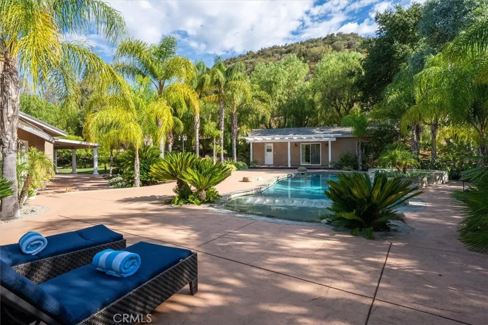 26631 Loop Avenue Canyon Country, CA 91387