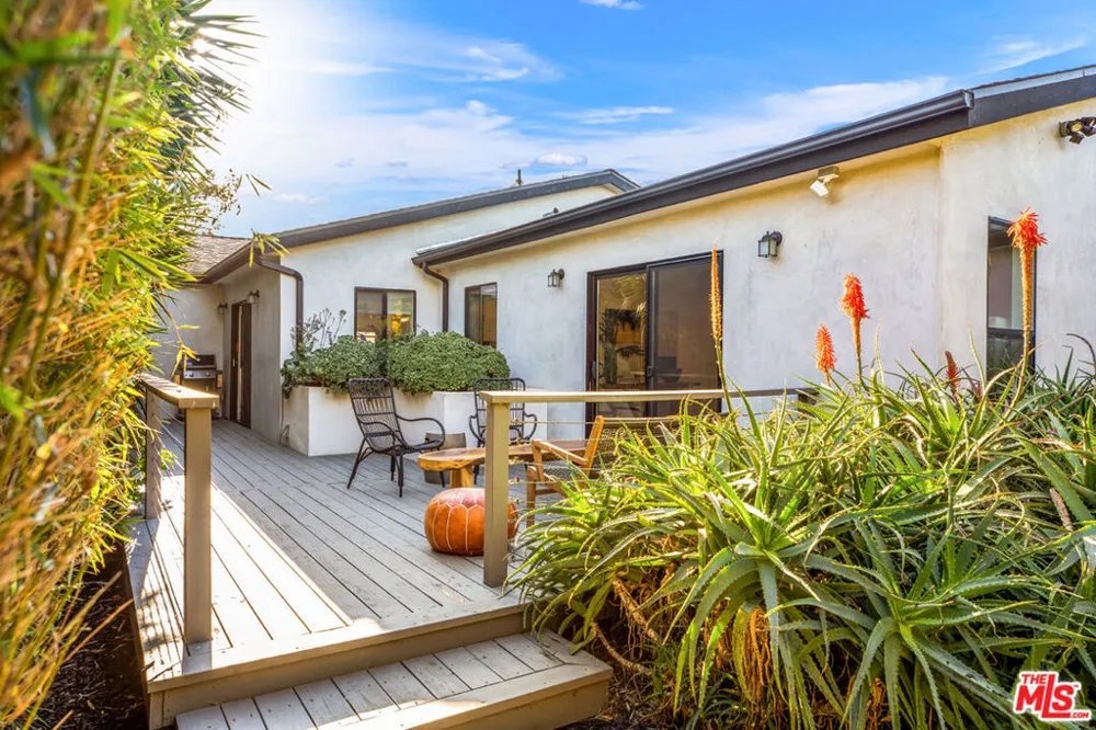 3526 Kelton Avenue Los Angeles, CA 90034