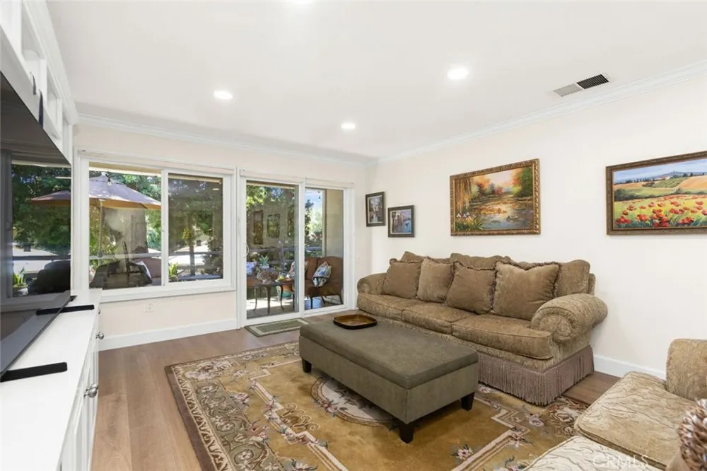 3178 Via Buena Vista #A Laguna Woods, CA 92637