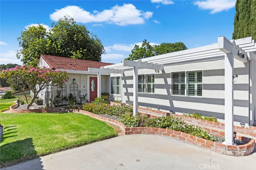 3178 Via Buena Vista #A Laguna Woods, CA 92637