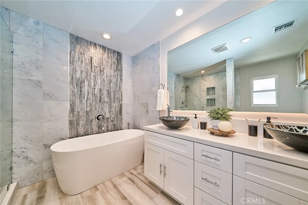 21725 Lost River Diamond Bar, CA 91765