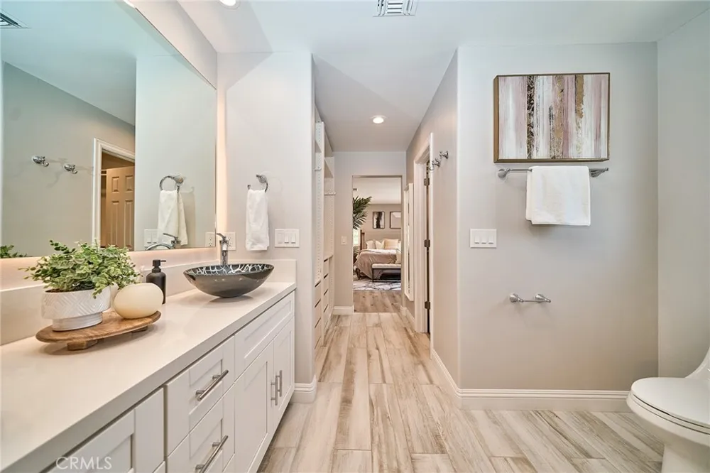 21725 Lost River Diamond Bar, CA 91765