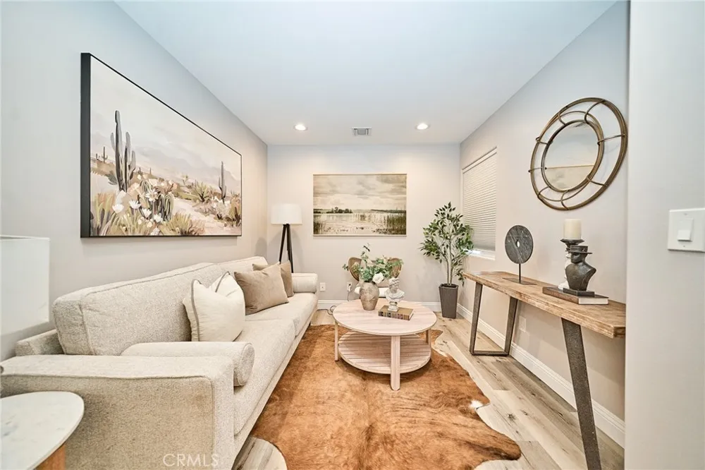 21725 Lost River Diamond Bar, CA 91765