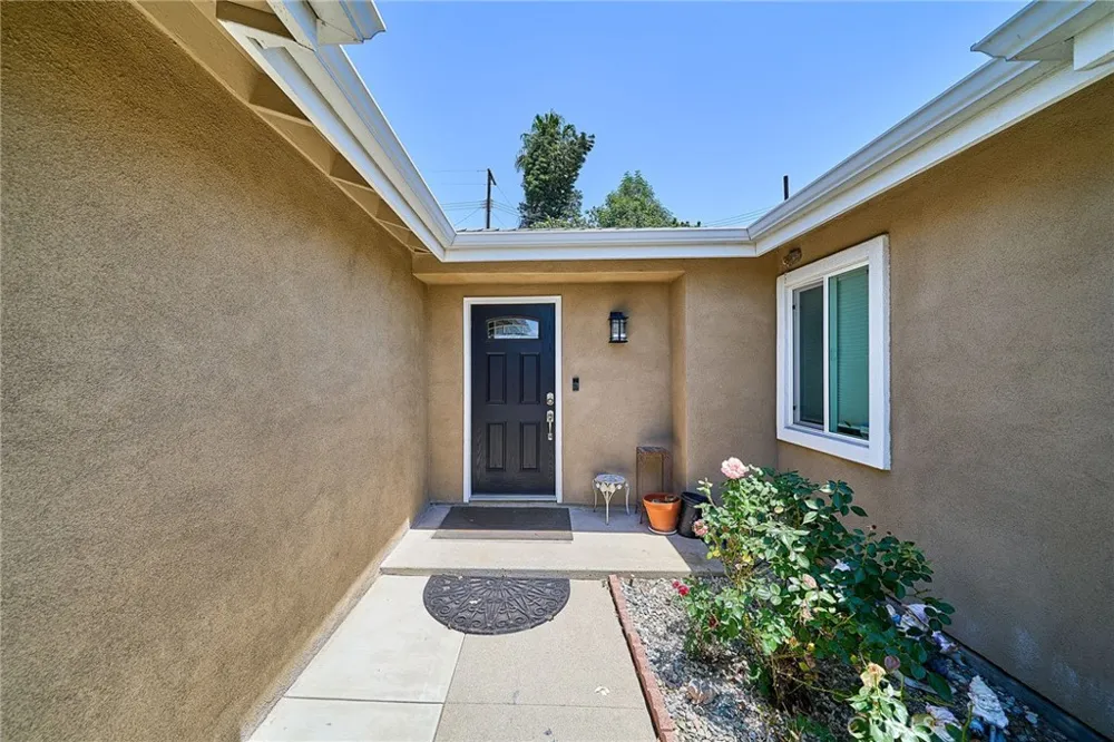21725 Lost River Diamond Bar, CA 91765