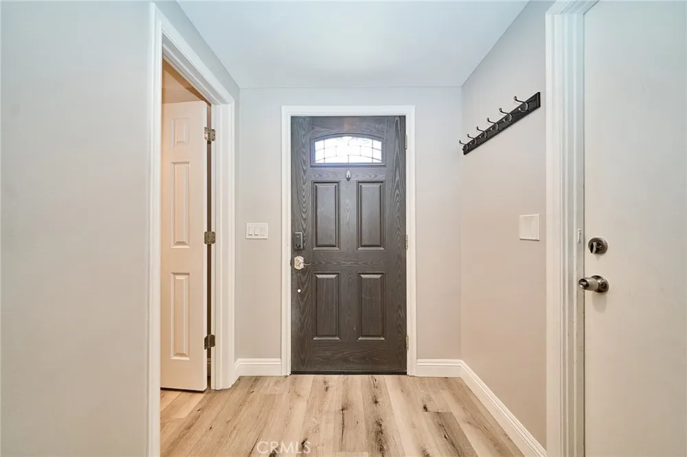 21725 Lost River Diamond Bar, CA 91765