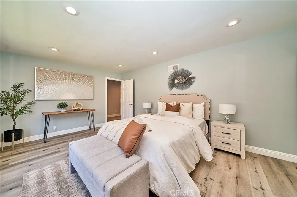 21725 Lost River Diamond Bar, CA 91765