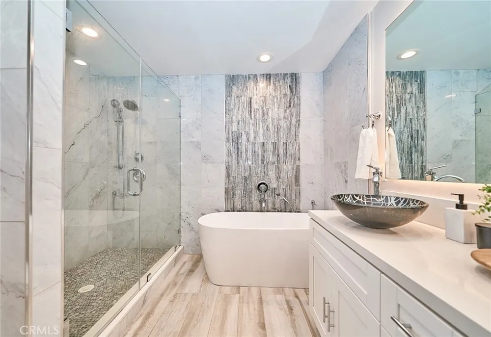 21725 Lost River Diamond Bar, CA 91765