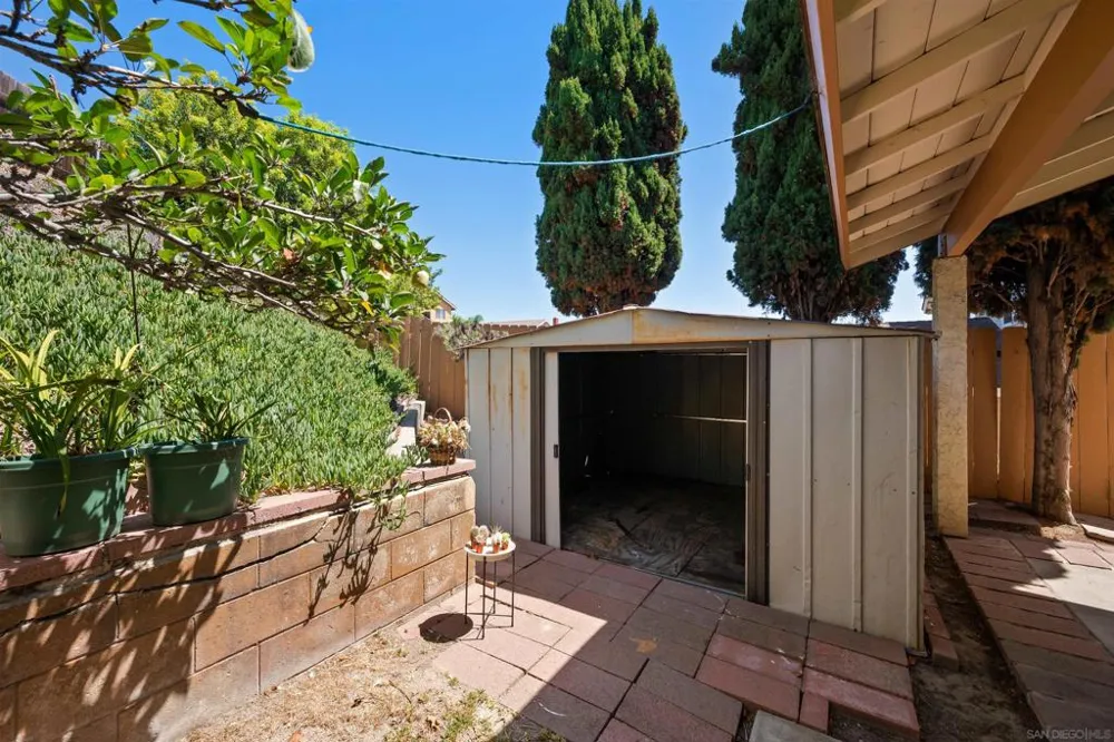 6920 Simi Place San Diego, CA 92139