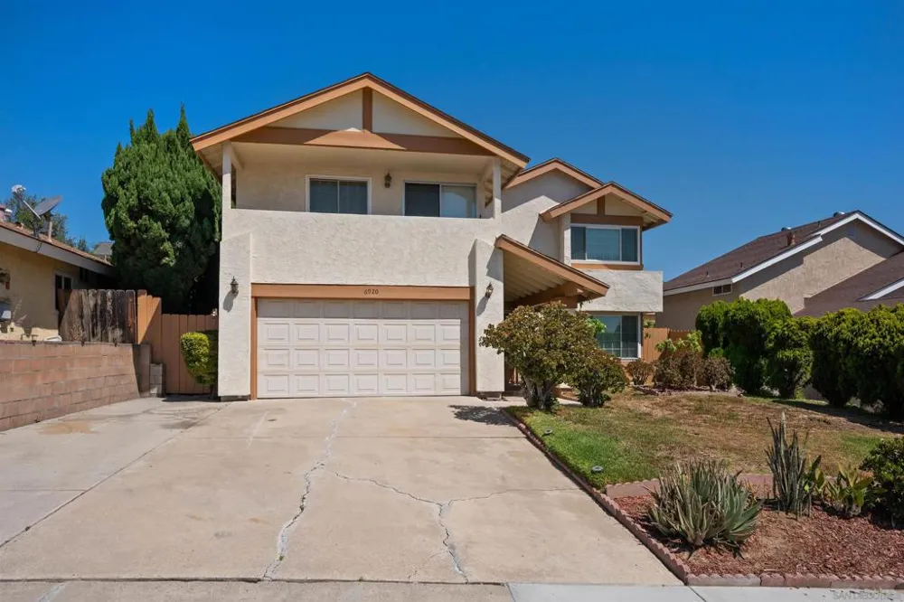 6920 Simi Place San Diego, CA 92139