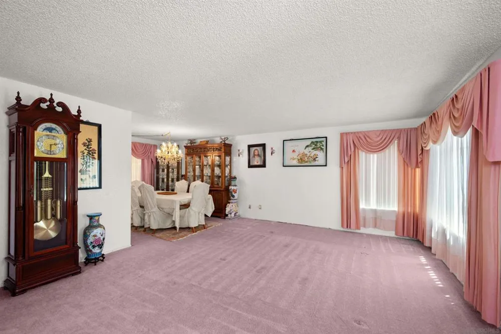 6920 Simi Place San Diego, CA 92139