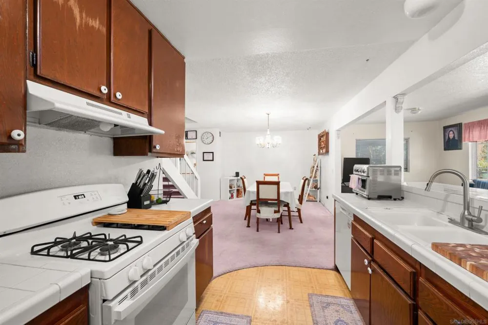 6920 Simi Place San Diego, CA 92139