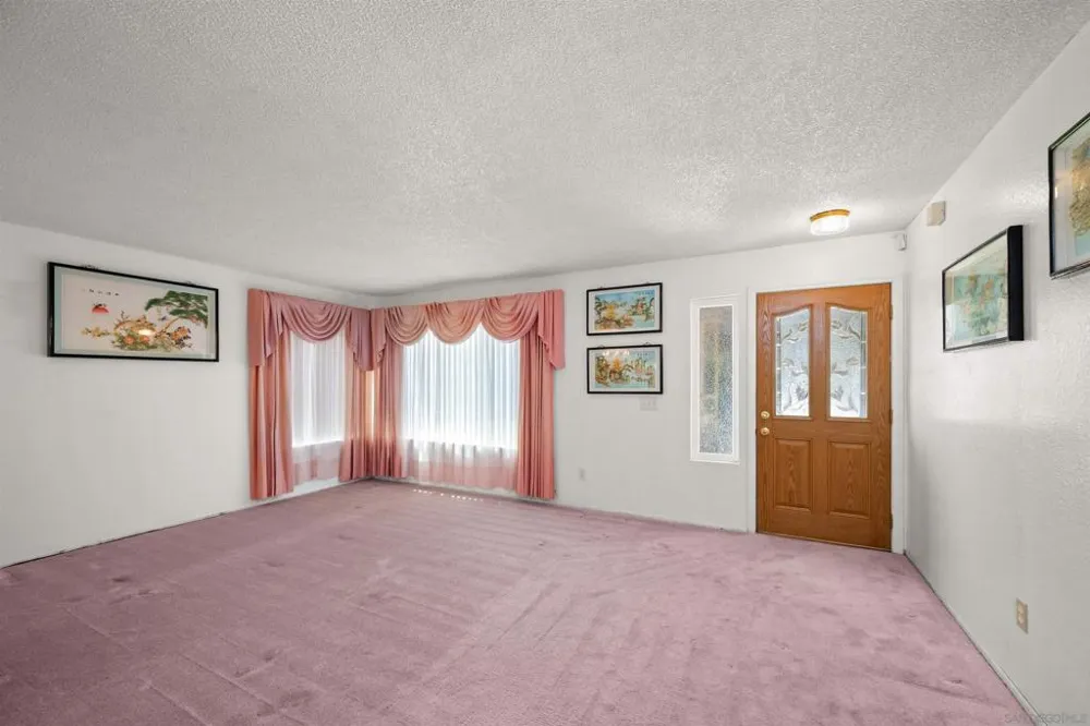 6920 Simi Place San Diego, CA 92139