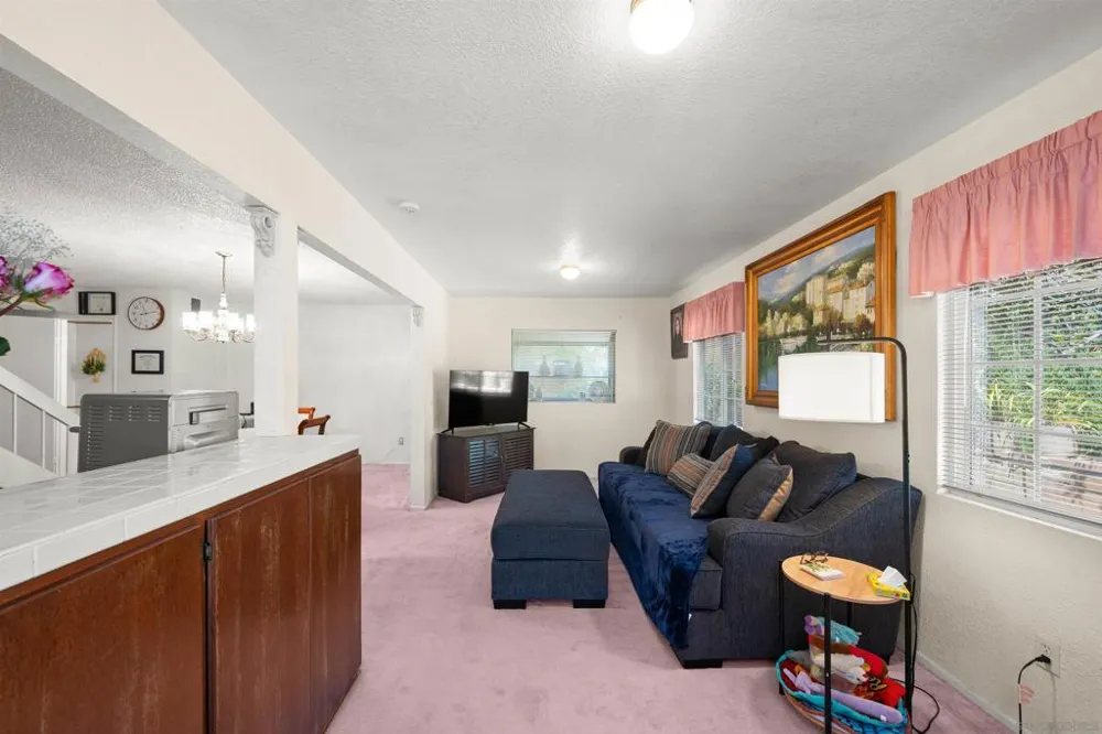 6920 Simi Place San Diego, CA 92139