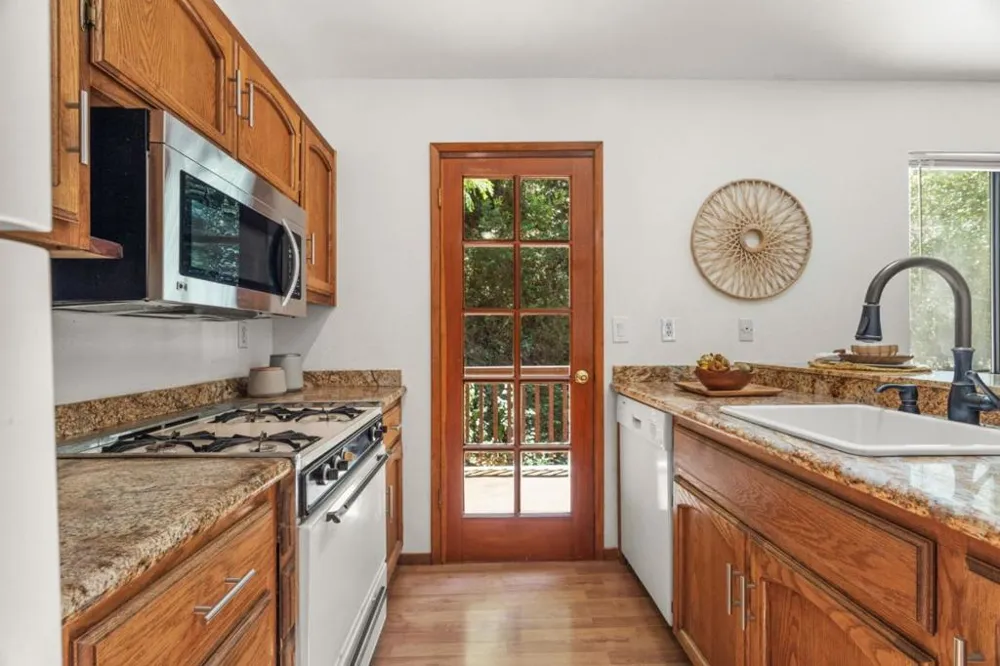235 Southwood Drive Scotts Valley, CA 95066