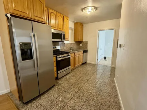 5301 Mission Street #1