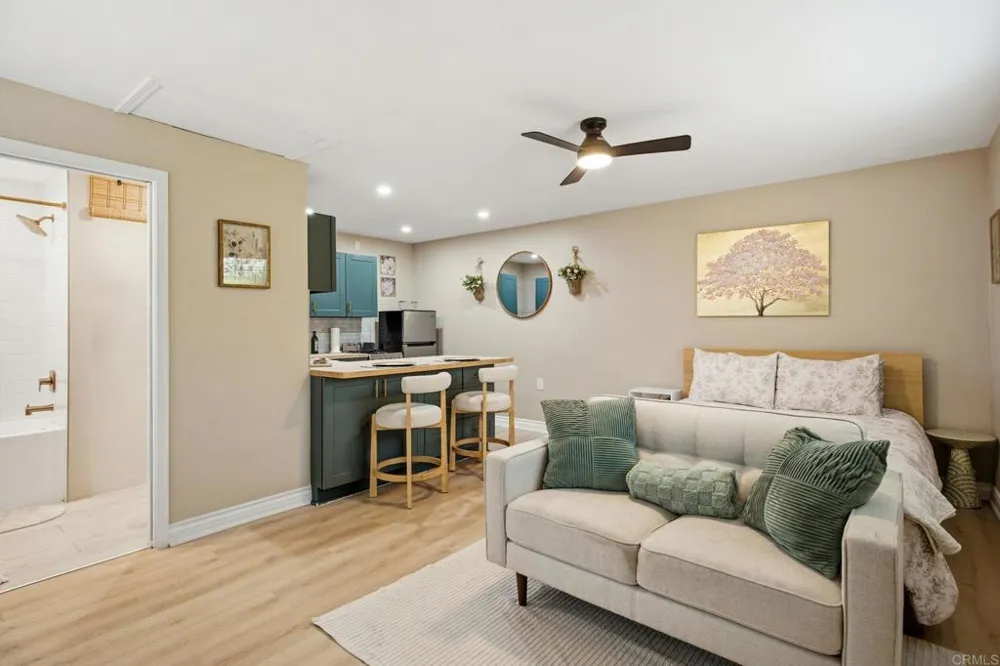 943 Park Hill Drive Escondido, CA 92025