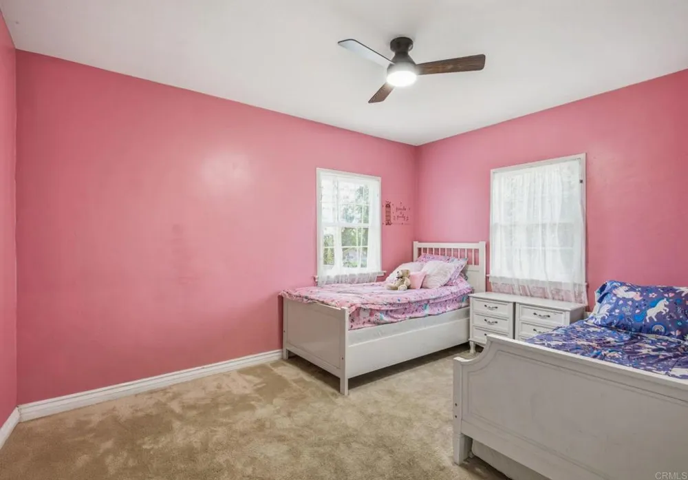 943 Park Hill Drive Escondido, CA 92025