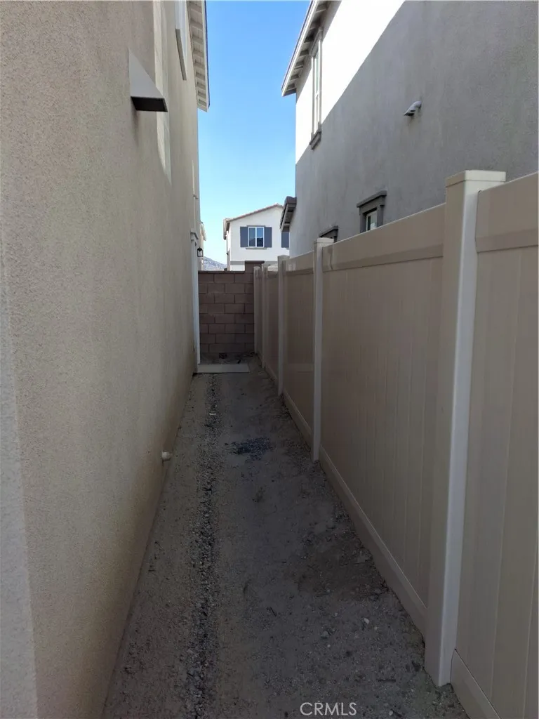 31329 MINERS RIDGE LOOP Winchester, CA 92596