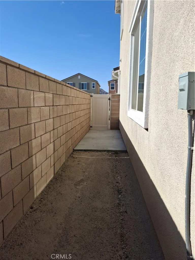 31329 MINERS RIDGE LOOP Winchester, CA 92596