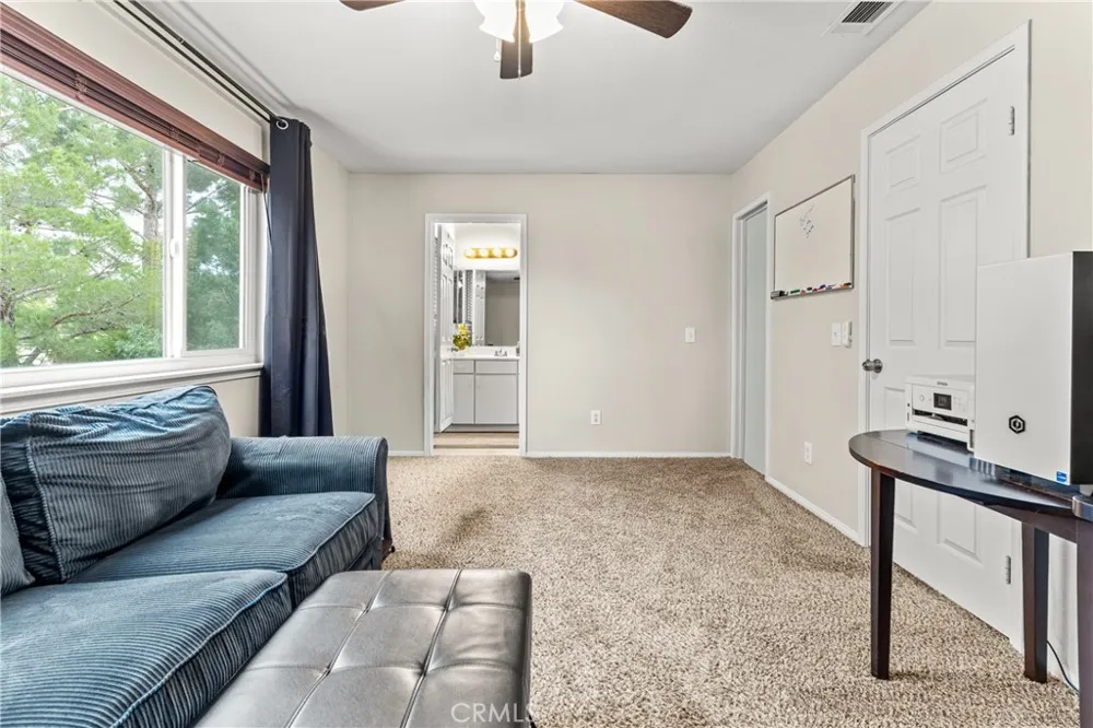 43481 30th W #2 Lancaster, CA 93536