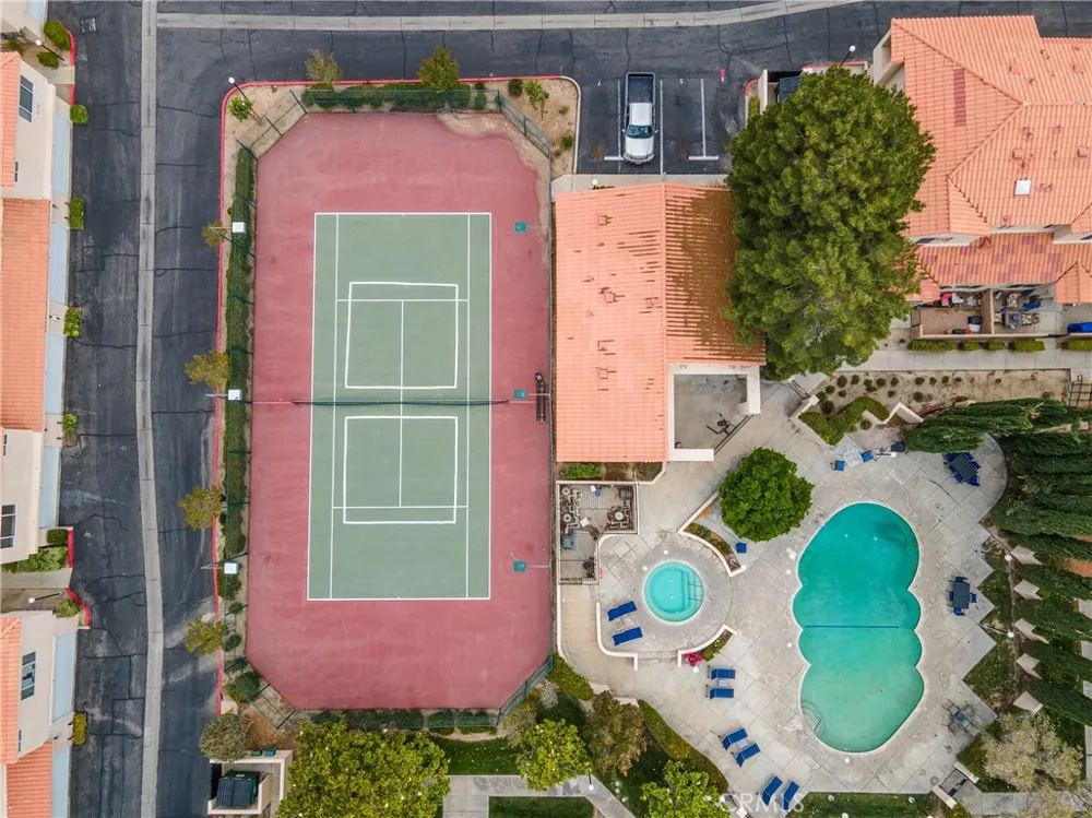 43481 30th W #2 Lancaster, CA 93536