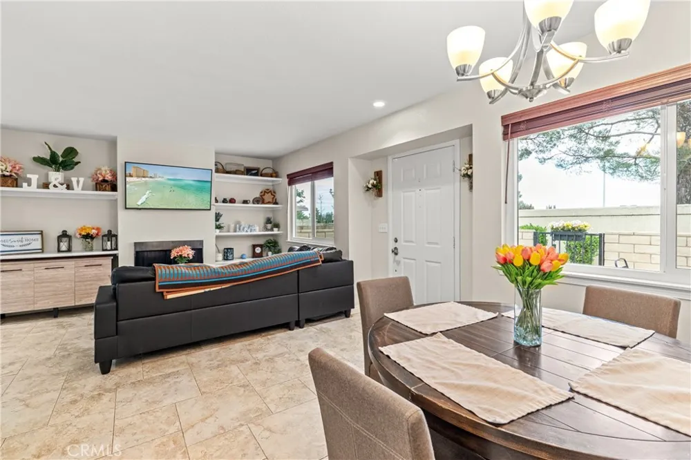 43481 30th W #2 Lancaster, CA 93536