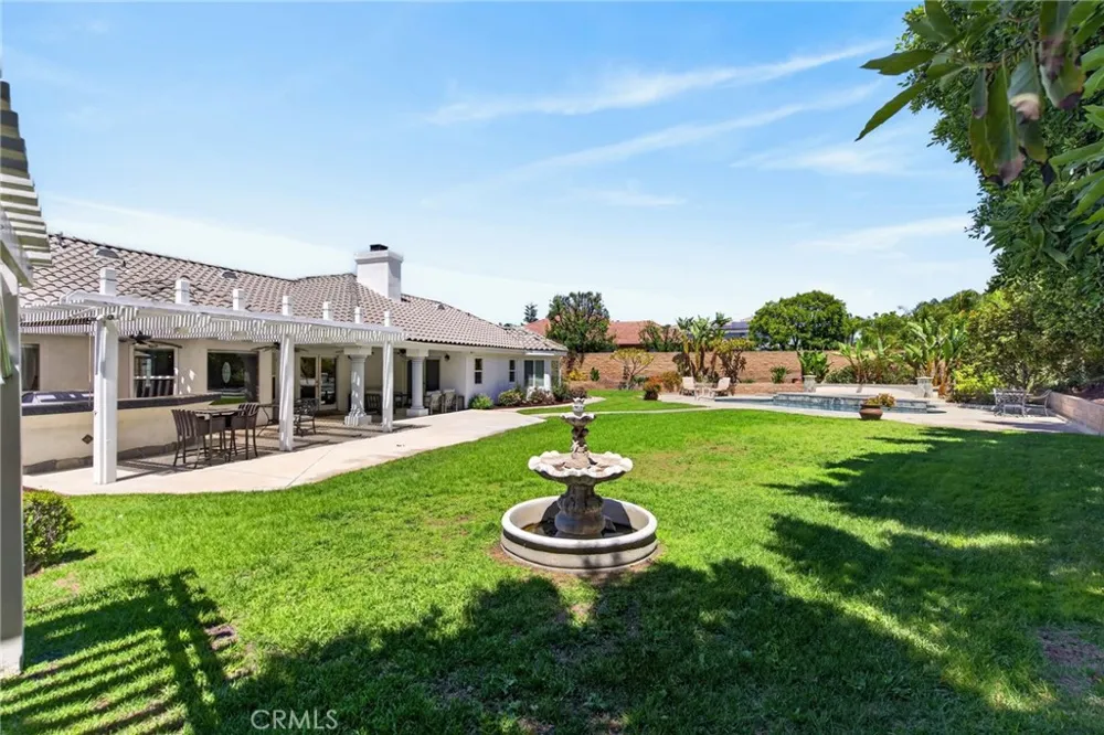 6220 Century Hill Riverside, CA 92506