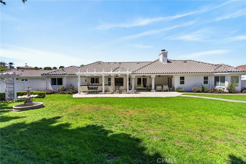 6220 Century Hill Riverside, CA 92506