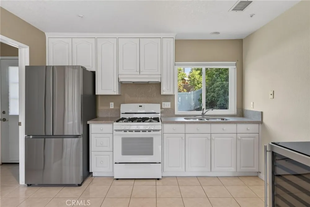 6220 Century Hill Riverside, CA 92506