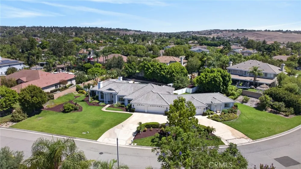 6220 Century Hill Riverside, CA 92506