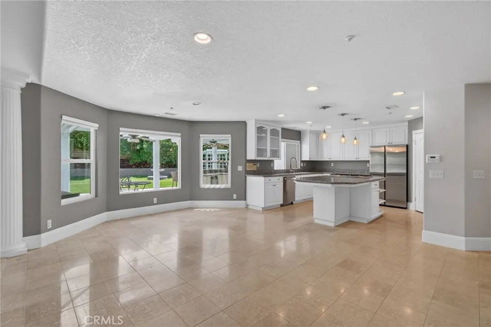 6220 Century Hill Riverside, CA 92506