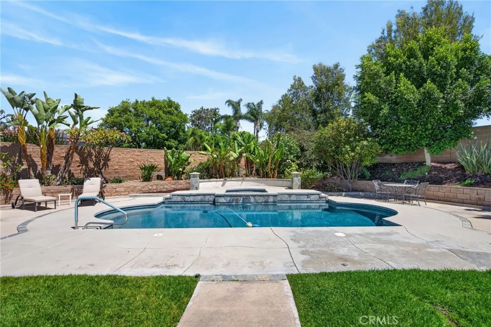 6220 Century Hill Riverside, CA 92506
