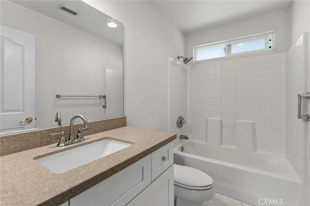 6220 Century Hill Riverside, CA 92506