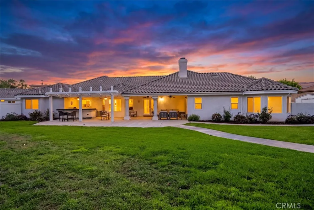 6220 Century Hill Riverside, CA 92506