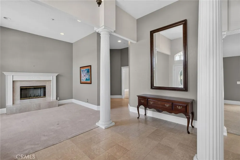 6220 Century Hill Riverside, CA 92506