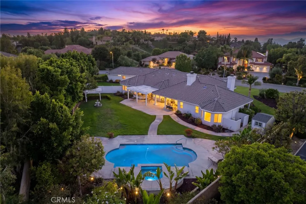 6220 Century Hill Riverside, CA 92506
