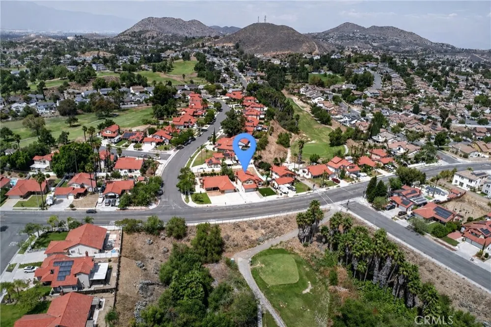 1503 Cresta Corona, CA 92879