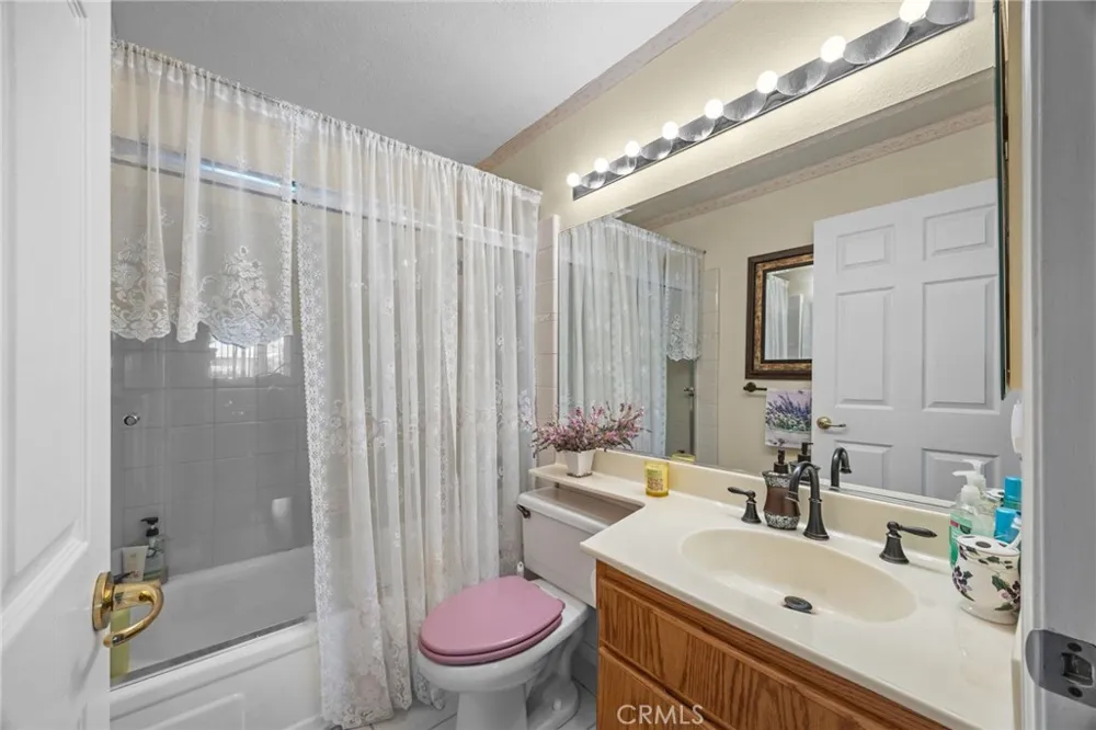 2383 Hialeah Circle Norco, CA 92860